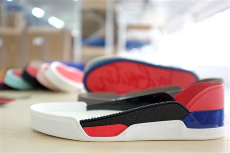 louboutin aurelien factory.